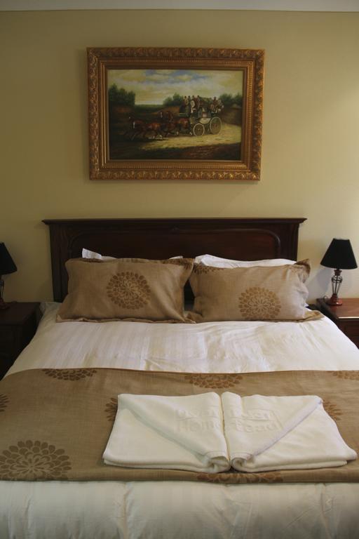 Overlander Homestead Motel Roma Chambre photo